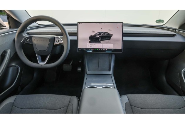 Tesla Model 3 RWD Standard