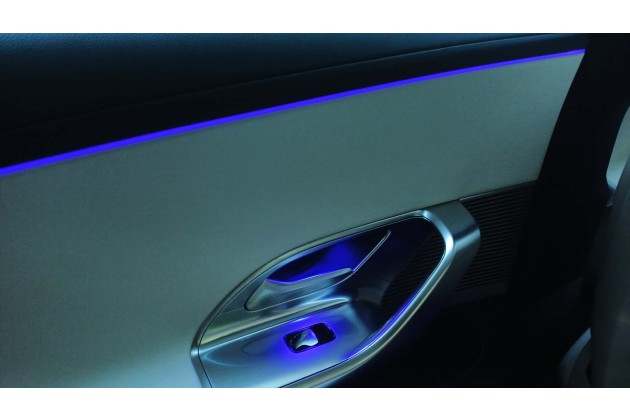 Mercedes C 400 4Matic Avantgarde 2026 Interieur Detail