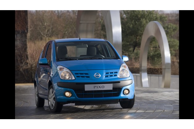 Nissan Pixo