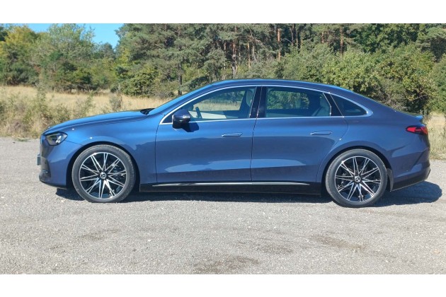 Mercedes C 400 4Matic Avantgarde 2026 das Exterieur