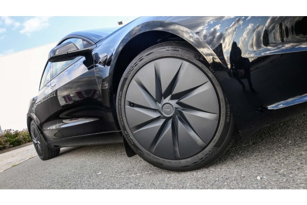 Tesla Model 3 RWD Standard