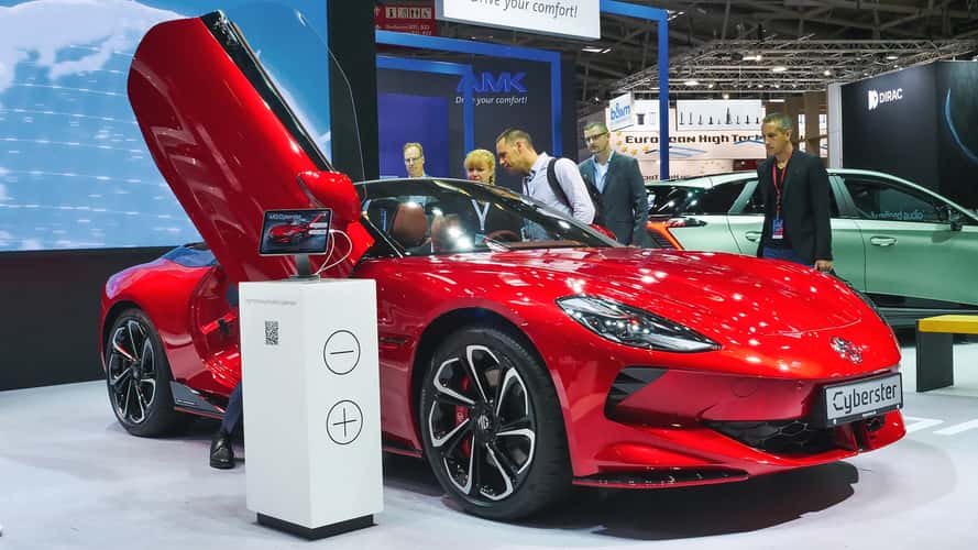 MG Cyberster (2024): Der Elektro-Roadster im… - automobile.at
