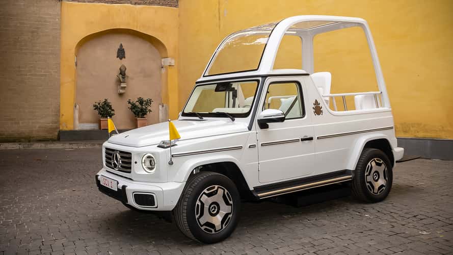 Mercedes G 580 EQ als Papamobil