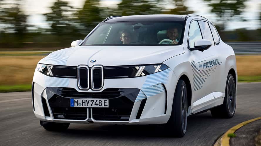 BMW iX5 Hydrogen (2026)