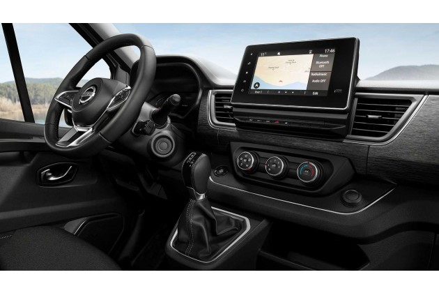 Nissan NV300 2021
