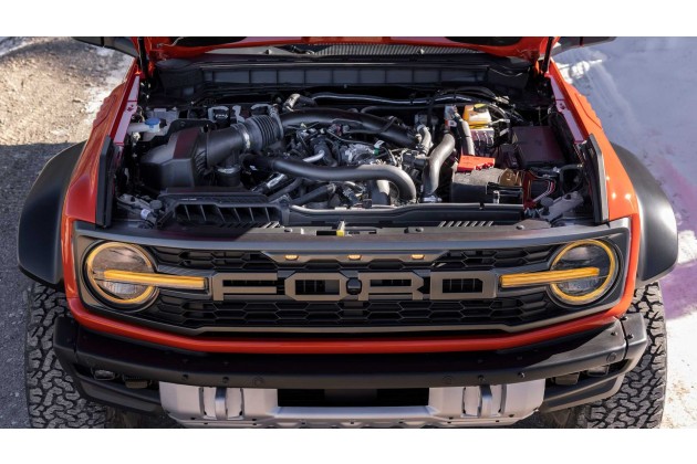 2022 Ford Bronco Raptor Exterior Front Engine View
