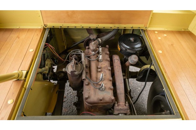 1936 Twin Coach Helms Bakery Delivery Truck