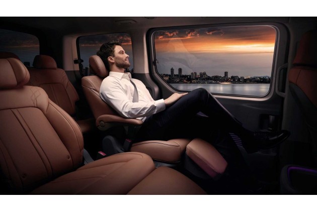 Hyundai Staria Premium Interer