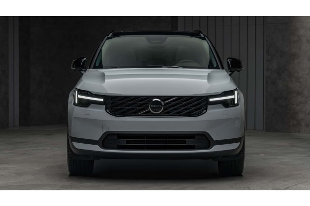 Volvo XC40 2026
