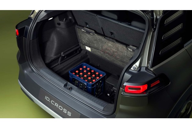 Volkswagen ID. Cross gli interni E il bagagliaio