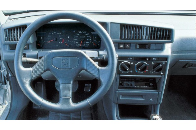 Peugeot 405 Mi16 X4 1989 Plancia