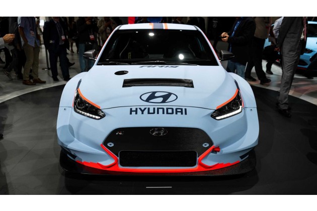 Hyundai RM19 Live from LA Auto Show