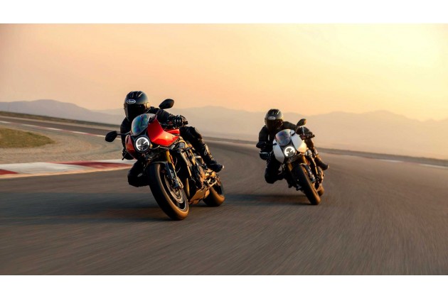 2022 Triumph Speed Triple RR Duel