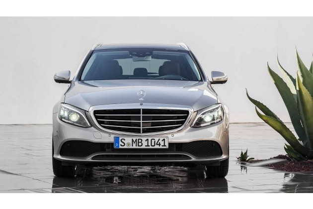 Mercedes C Klasse neu und alt im Vergleich