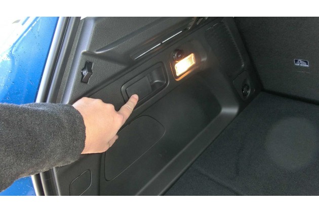 Opel Grandland X Hybrid4 Ultimate 2020 in Topaz Blau