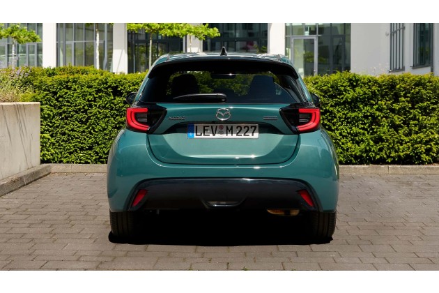 Mazda 2 Hybrid 2026 in Fern Green im Test