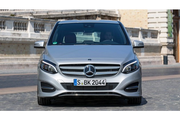 Mercedes Classe B nuova E vecchia A confronto