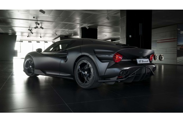 Alfa Romeo 33 Stradale Perla Nera