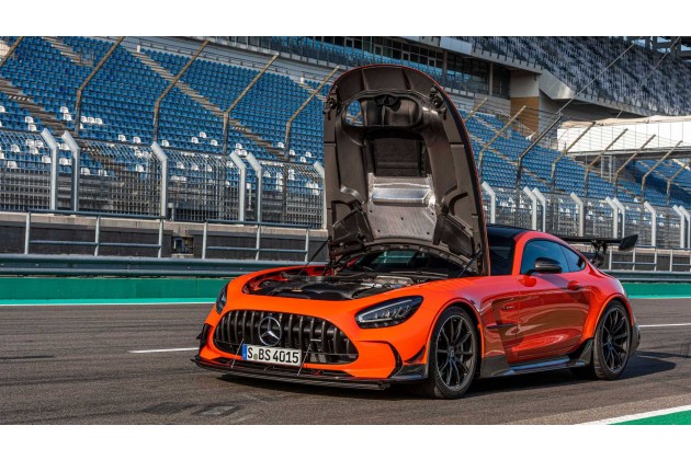 Mercedes AMG GT Black Series 2020 la prova su strada