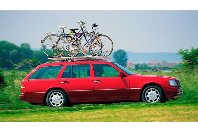 Vor 35 Jahren das T Modell der Mercedes Baureihe 124 hat Premiere