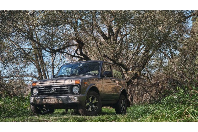 Lada Niva Legend Urban Na Prirode
