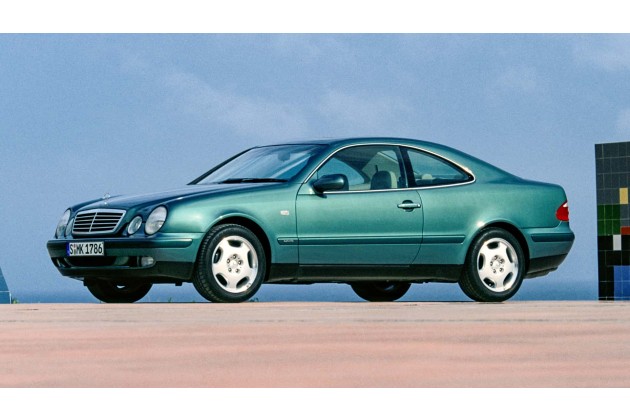 Mercedes Benz Clk Coupe der Baureihe 208 Foto aus dem Jahr 1997