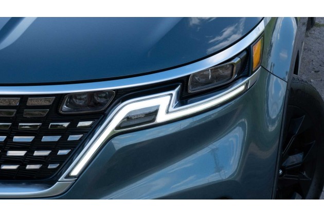 2022 Kia Carnival Exterior