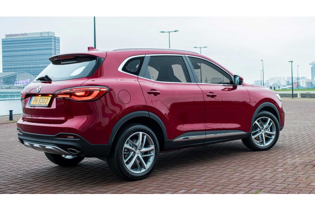 MG EHS Plug in Hybrid 2021