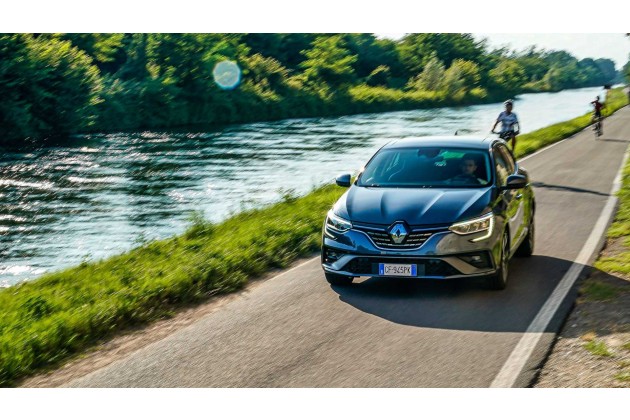 Renault Megane E Tech Plug in Hybrid 2021 La Prova