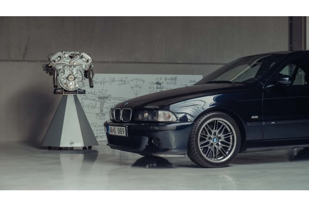 2000 BMW M5 Volkswagen W10 Prototype