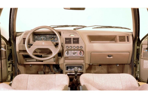 Peugeot 309