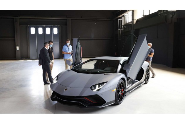 Lamborghini Aventador LP 780 4 Ultimae