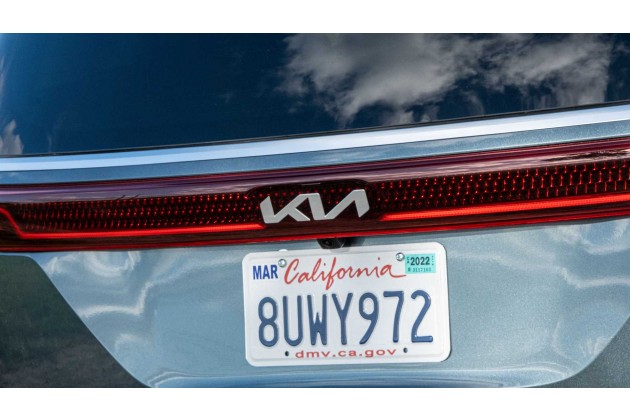 2022 Kia Carnival Exterior