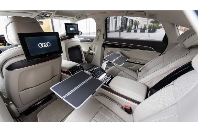 Audi A8 L 60 TFSI quattro 2022 im Test