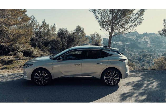 DS 4 Laterale