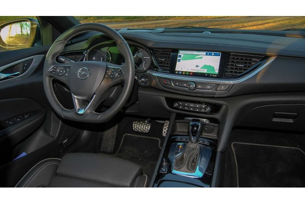 Opel Insignia GSI 2020 im Test