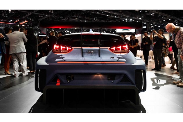 Hyundai RM19 Live from LA Auto Show