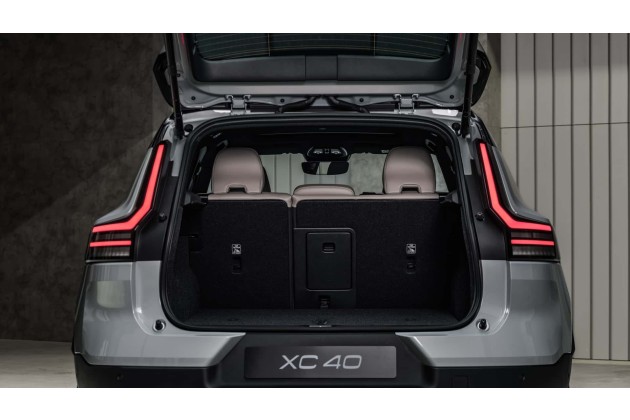 Volvo XC40 2026