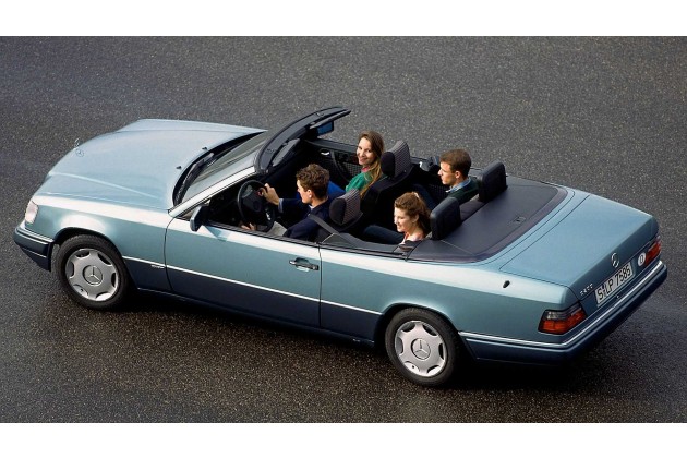 Mercedes Benz Cabriolets der Baureihe 124 haben 1991 Premiere