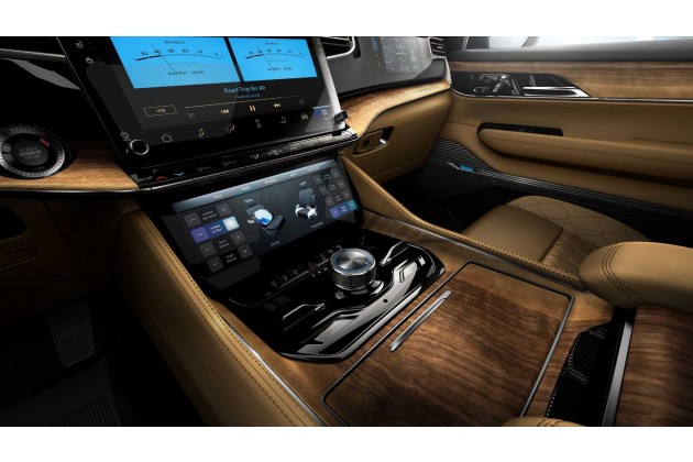 2022 Jeep Grand Wagoneer Interior Center Stack