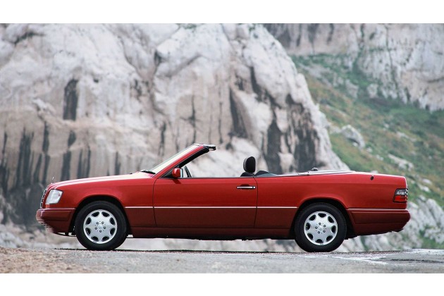 Mercedes Benz Cabriolets der Baureihe 124 haben 1991 Premiere