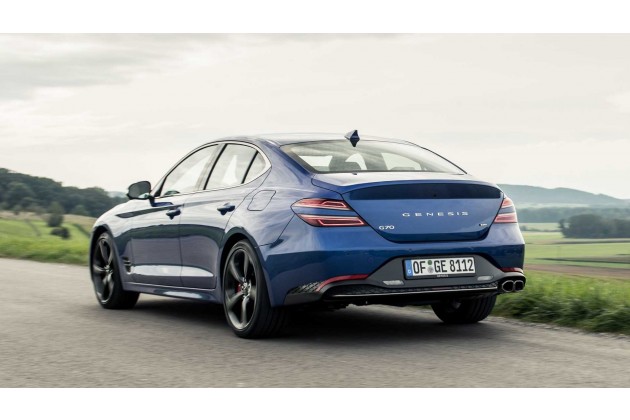 Genesis G70 Sport 2021 in Mallorca Blue