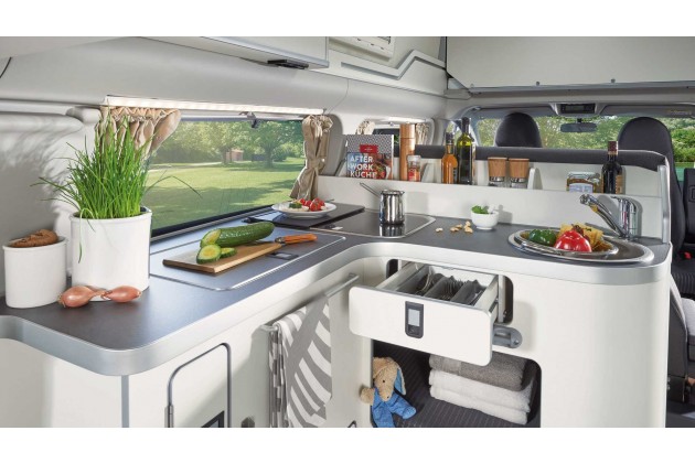 2019 Ford Transit Custom Nugget Interior