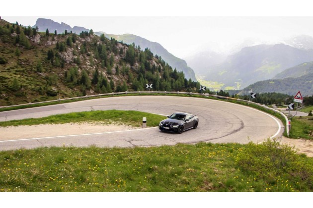 BMW M4 2021 Roadtrip