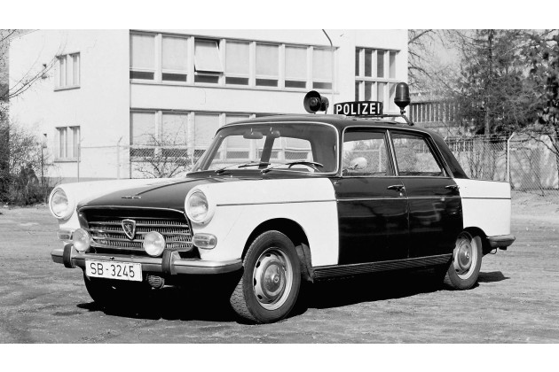 Peugeot 404