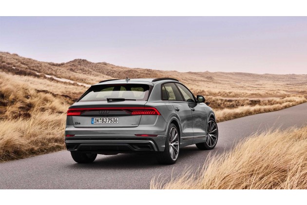 Audi Q8 competition plus 2021