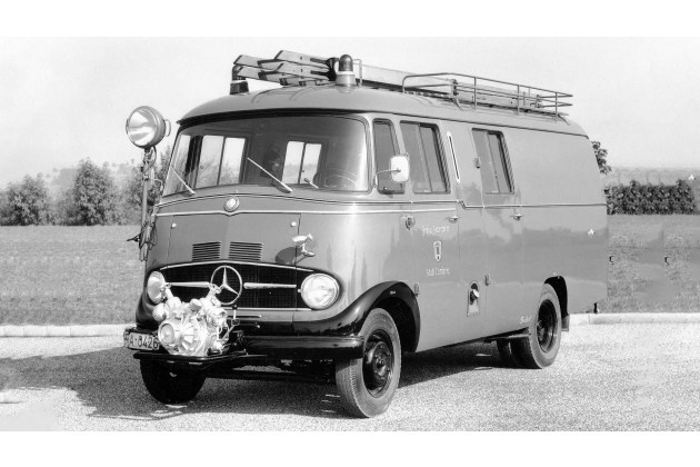 Zugpferd des Wirtschaftswunders Premiere fur Mercedes Benz L 319 und O 319 vor 65 Jahren