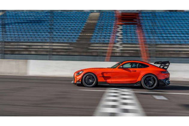 Mercedes AMG GT Black Series 2020 la prova su strada