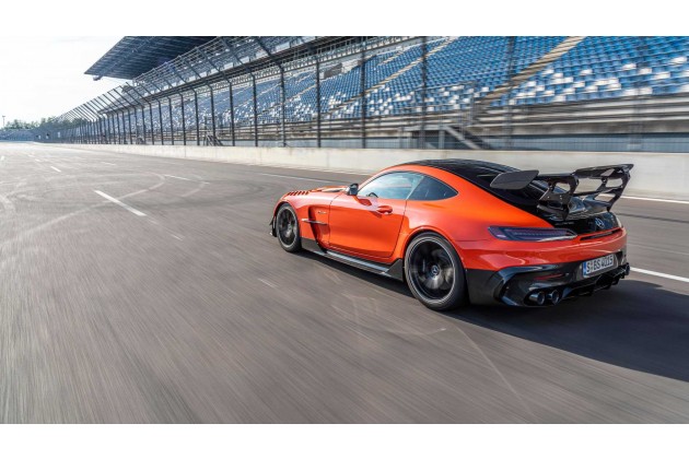 Mercedes AMG GT Black Series 2020 la prova su strada