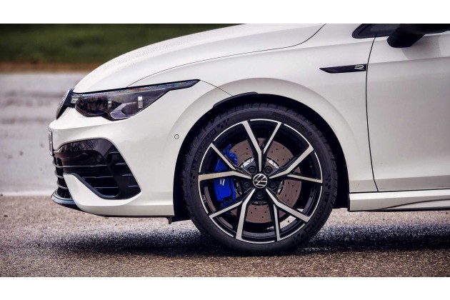 VW Golf GTI Clubsport 2021 vs. VW Golf R 2021 im Vergleich